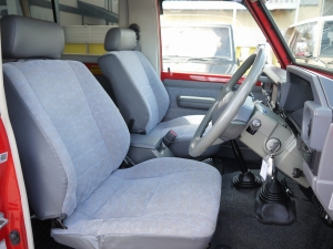 ランクル７０ランクル74　LX　マニュアル5速
