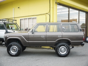 ランクル６０ルールーフ　FJ62G　リフトアップ