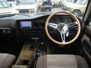 ランクル６０ルールーフ　FJ62G　リフトアップ
