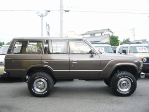 ランクル６０ルールーフ　FJ62G　リフトアップ