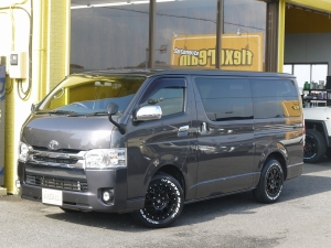 ハイエースバンガンメタ パワースライドドア カスタムカー