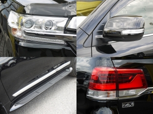 ランクル２００現行型　メーカーオプションナビ