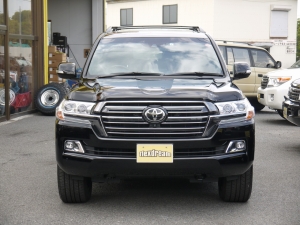 ランクル２００現行型　メーカーオプションナビ