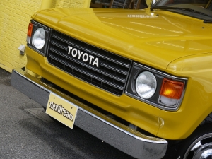 ランクル８０丸目フェイス換装　NEWペイント・マスタードイエロー
