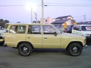 ランクル６０丸目フェイス換装　ロールーフ