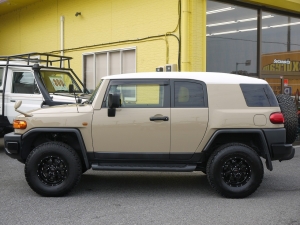 ＦＪクルーザーリフトアップ　MKWホイール　