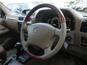 ランクルプラド後期型　低走行　サンルーフ