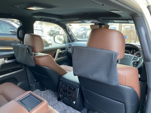 ランクル２００後期型　メーカーオプションナビ　リアエンター
