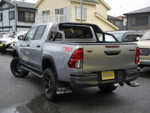 ハイラックスTRD　リフトアップ