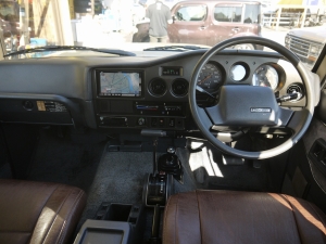 ランクル６０ロールーフ　FJ62G