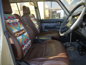 ランクル６０ロールーフ　FJ62G