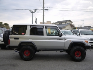 ランクル７０リフトアップ　TRAIL　ランクル70