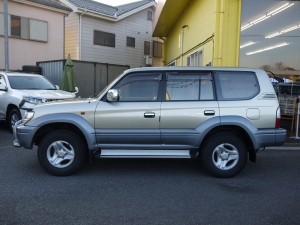 ランクルプラド本革パワーシート　丸目フェイス