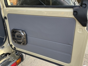 ランクル７０新車並行　NOX・PM適合済み