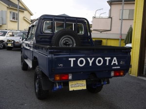 ランクル７０リフトアップ　ARB　LINE-X
