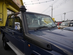 ランクル７０リフトアップ　ARB　LINE-X