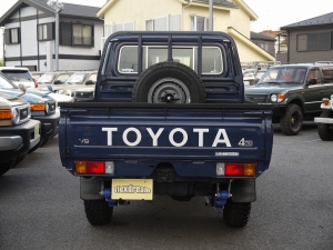 ランクル７０リフトアップ　ARB　LINE-X