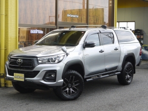 ハイラックスキャノピー　リフトアップ　ヒッチメンバー