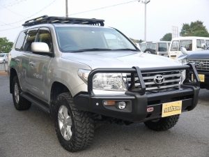 ランクル２００ARB4X4バンパー　ライノラック　リフトアップ