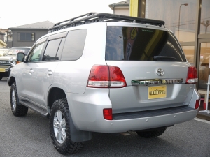 ランクル２００ARB4X4バンパー　ライノラック　リフトアップ