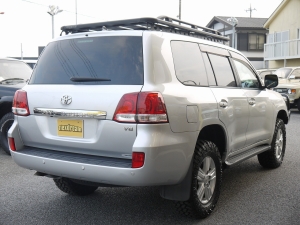 ランクル２００ARB4X4バンパー　ライノラック　リフトアップ