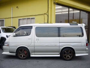 ハイエース100系TE37　BIG-X　フルエアロ　