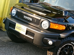 ＦＪクルーザーリフトアップ　トーヨータイヤ