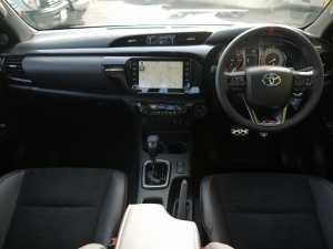 ハイラックストラック　SUV