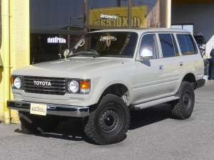 ランクル８０丸目