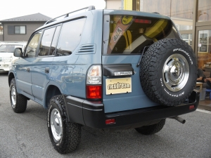 ランクルプラド丸目換装　TOYOTAロゴグリル