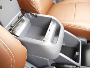 ランクルプラド丸目換装　TOYOTAロゴグリル