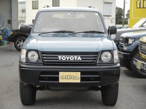 ランクルプラド丸目換装　TOYOTAロゴグリル