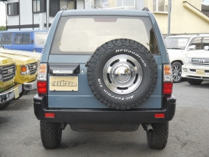 ランクルプラド丸目換装　TOYOTAロゴグリル