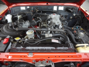 ランクル６０オートマ　ガソリン車