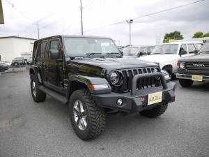 ＪＥＥＰラングラー右ハンドル
