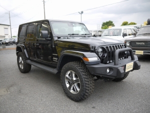 ＪＥＥＰラングラー右ハンドル