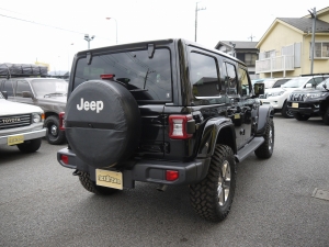 ＪＥＥＰラングラー右ハンドル