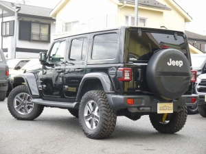 ＪＥＥＰラングラー右ハンドル