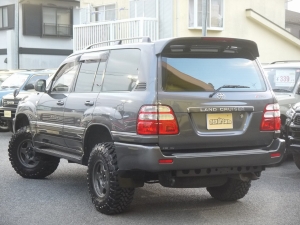 ランクル１００ボディリフト　TOYOTAグリル