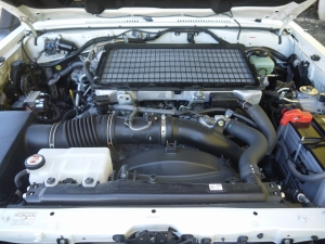 ランクル７０新車並行輸入車