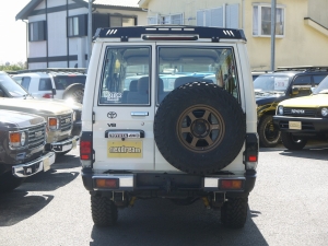 ランクル７０新車並行輸入車