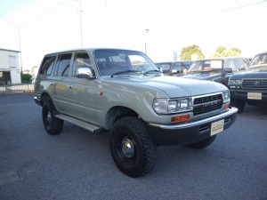 ランクル８０角目フェイス