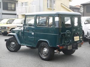 ランクル４０車庫保管