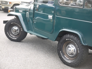 ランクル４０車庫保管