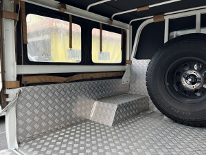ランクル７０再販70限定車