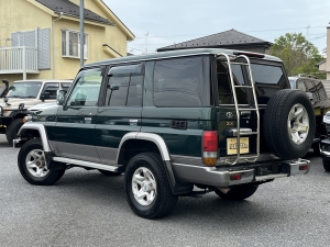 ランクル７０HZJ70後期