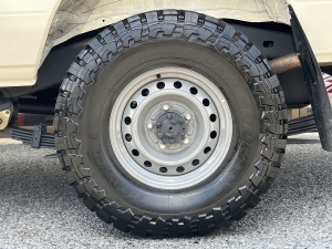 ランクル７０トゥルーピー