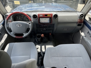 ランクル７０トゥルーピー