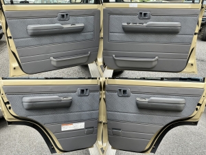 ランクル７０再販70限定車