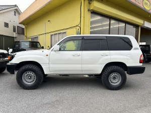 ランクル１００NEW丸目換装車